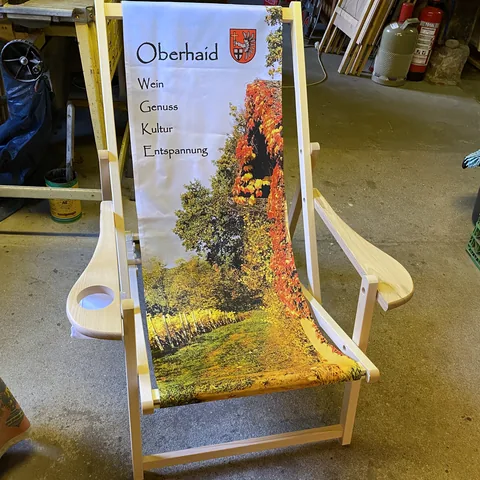 Photo-realistically printed deckchair for tourism and wine regions
