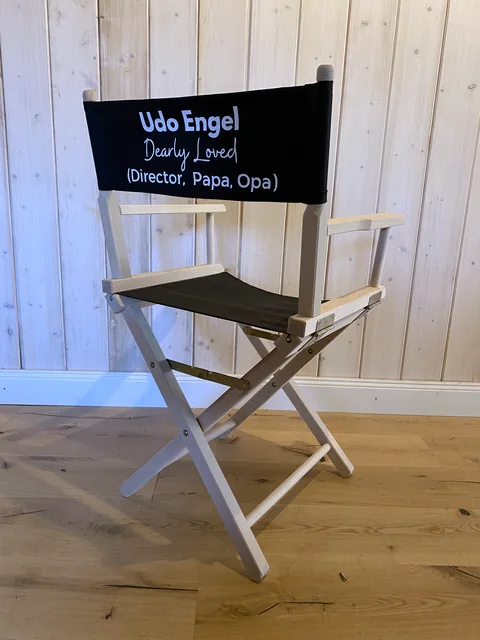 Director’s chair Lotse with black cover and personalised print